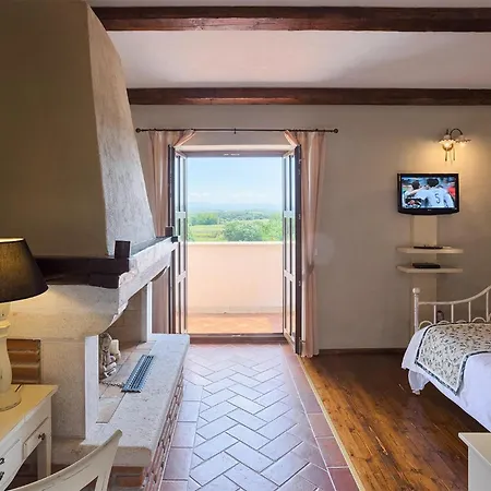 2 Bedroom Cozy In Casa de Férias Baldaši