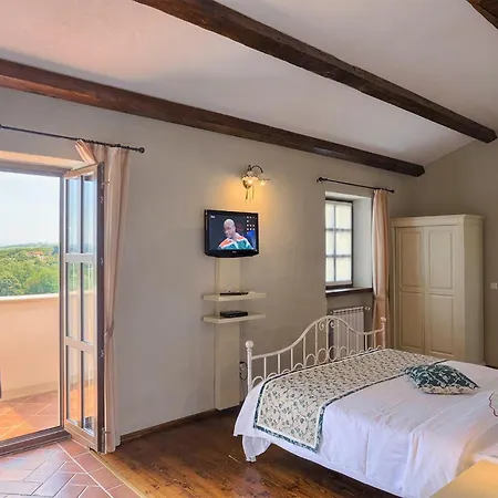2 Bedroom Cozy In *